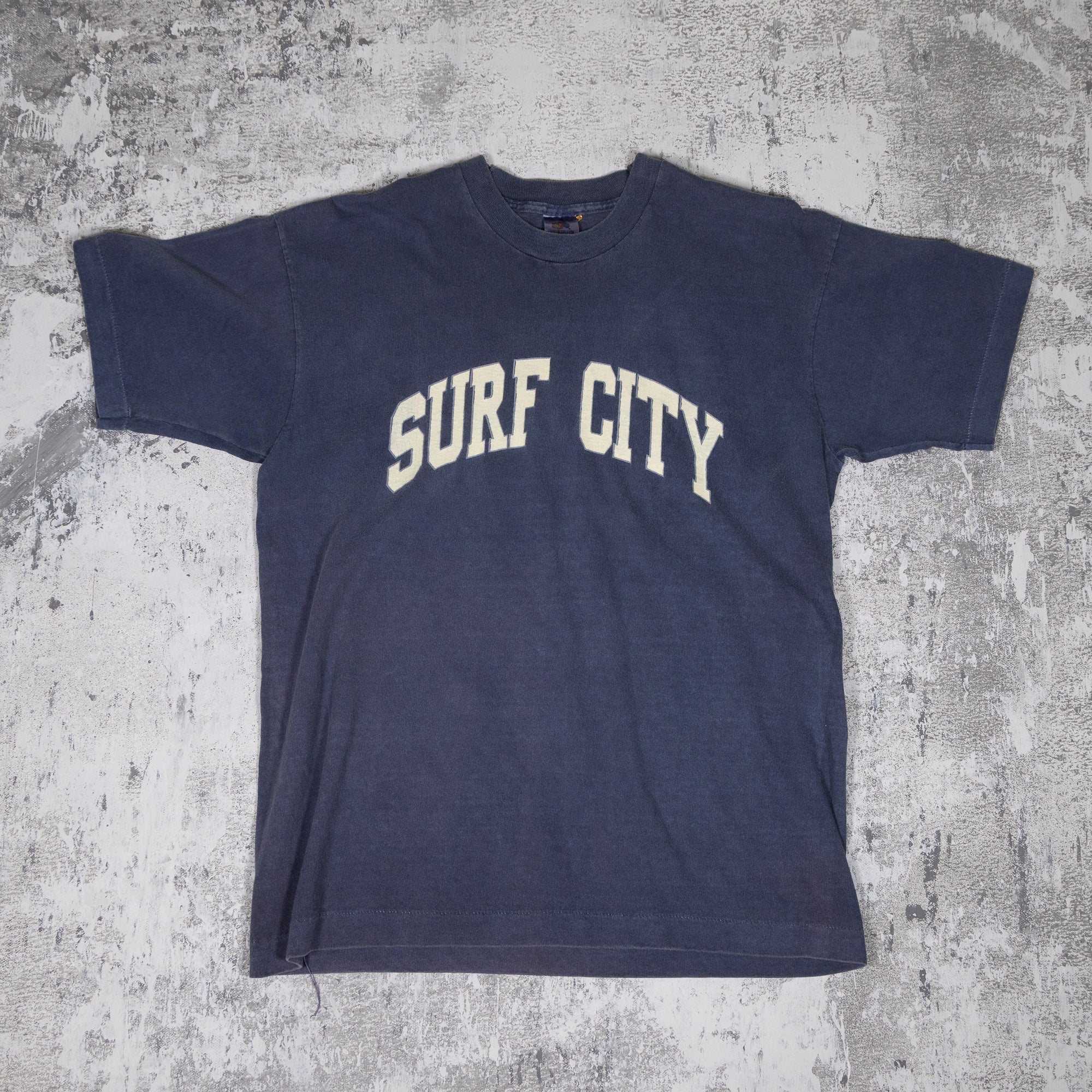Surf City Vintage 90s Tee