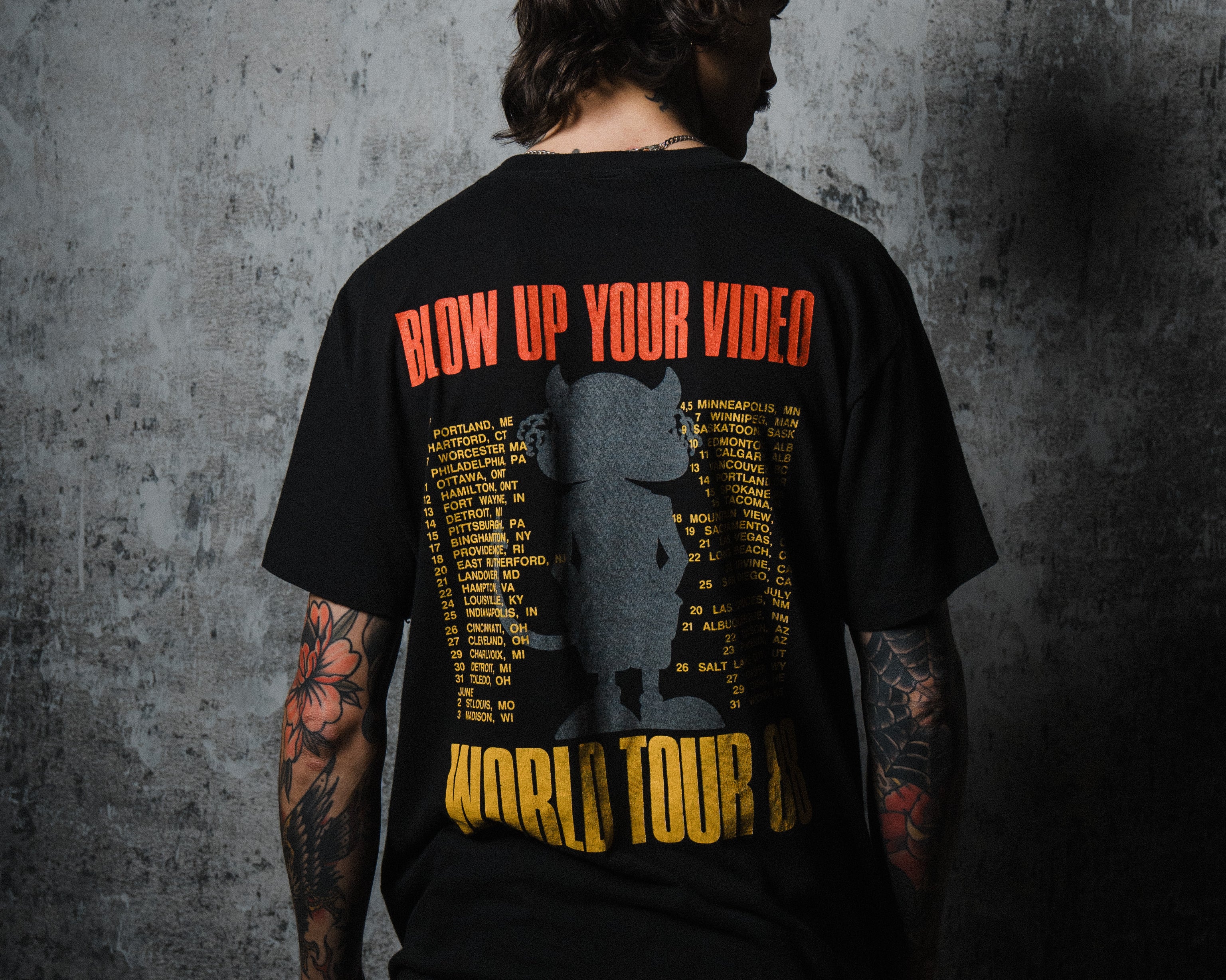 Why Retro Concert Tees are the Perfect Way to Showcase Your Music Taste