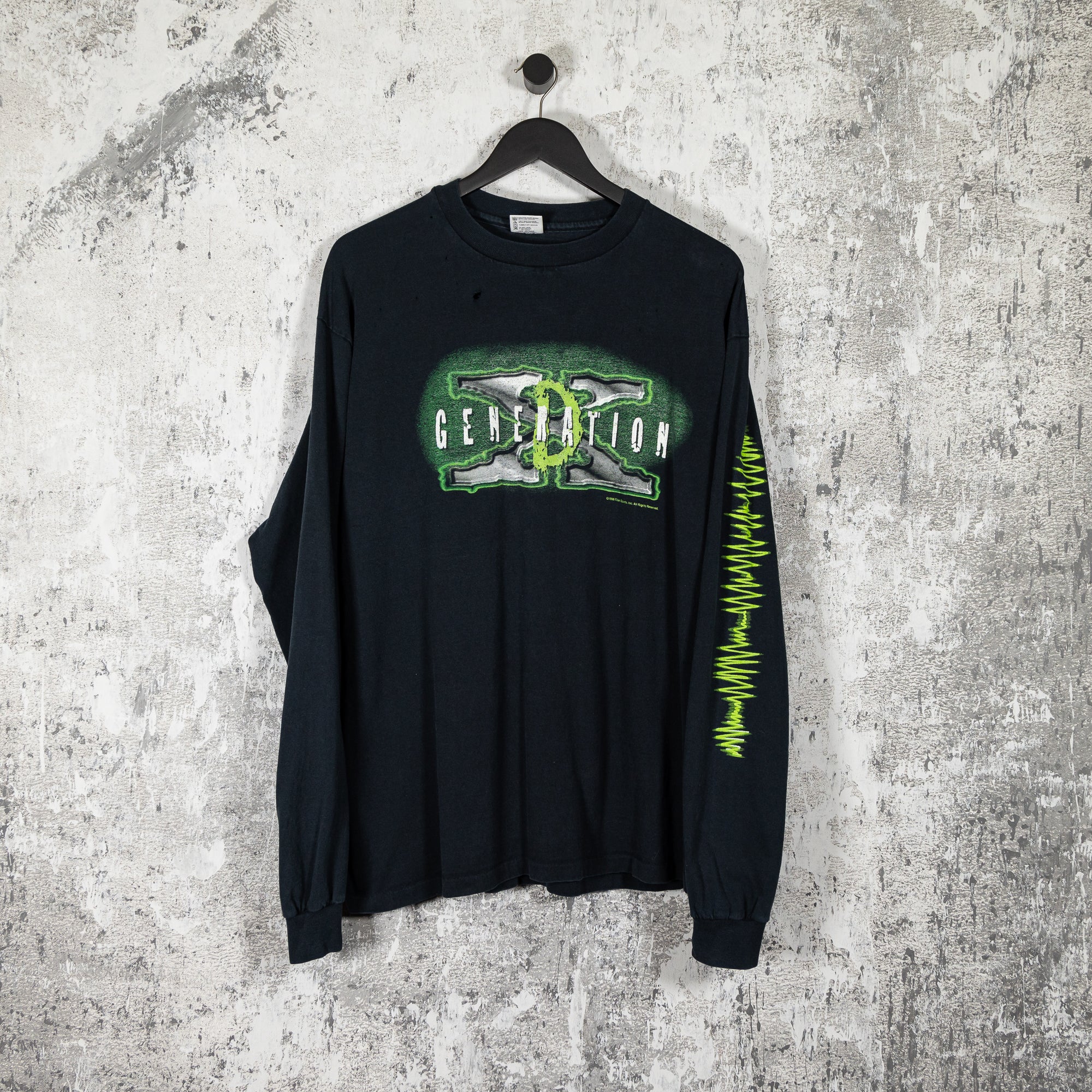 D Generation X Vintage 90s Long sleeve Logo Tee