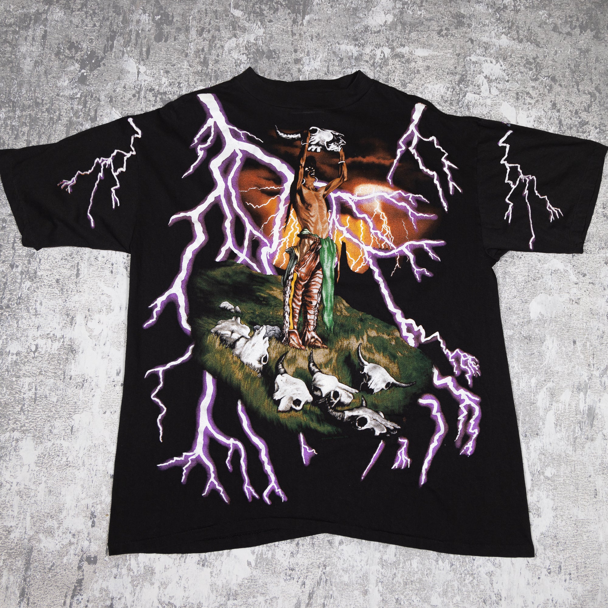 American Thunder Native American Vintage 90s Tee